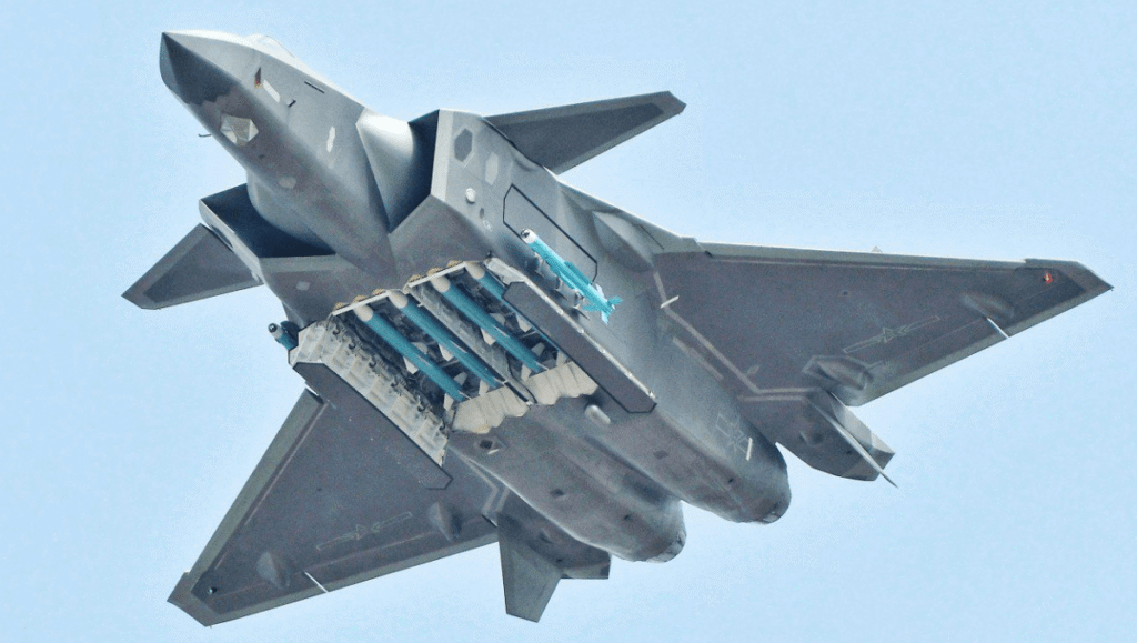 Chengdu J-20 | Top World Fighter Jets | edgeoftrend.com